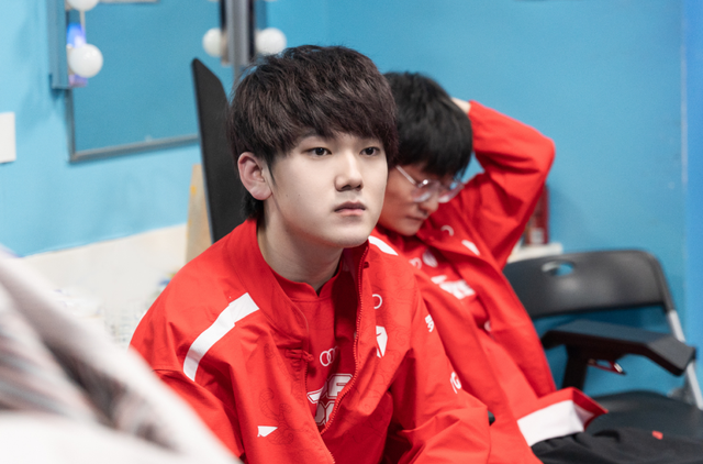 开云中国-Doinb连续七场比赛得分超过比赛局势复杂，勇士不断突破！气势如虹延续的简单介绍-开云中国