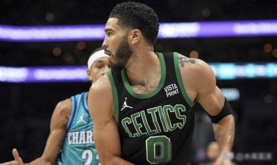 皇家马德里观众热烈欢呼！，塔图姆迎来七赛季出色发挥比赛高潮迭起